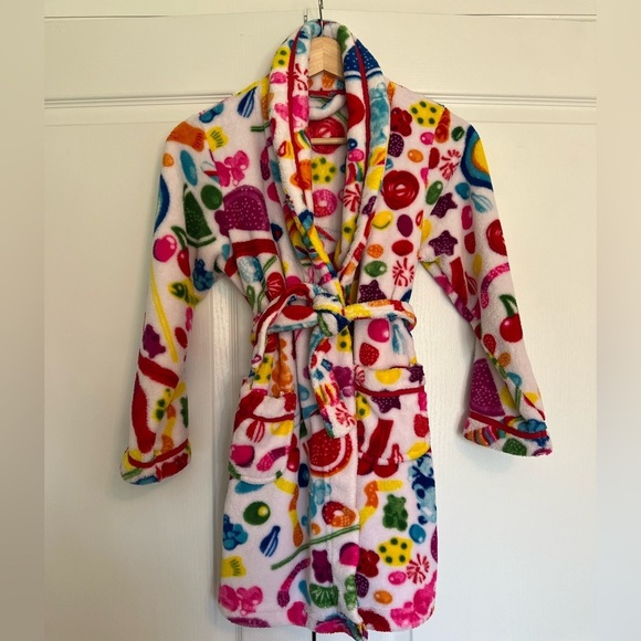 DYLAN’S CANDY BAR Colorful Super Soft Fleece Candy Patterned Robe - Picture 2 of 5